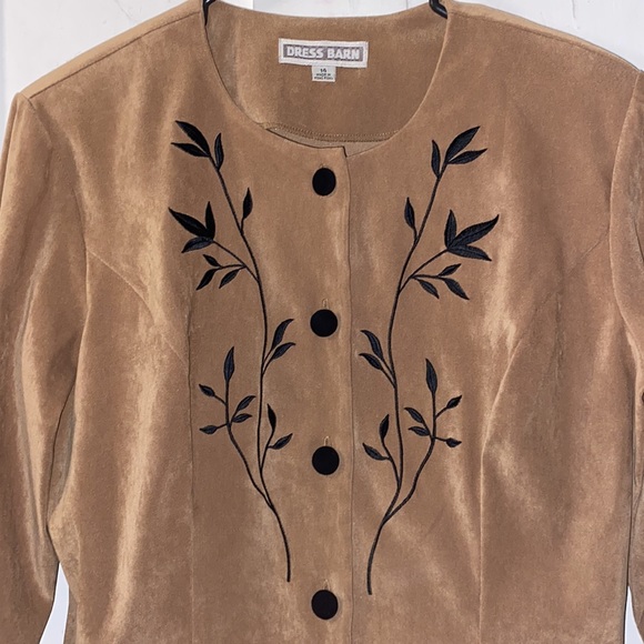 Dress Barn Blazer & Skirt Set - Picture 3 of 6